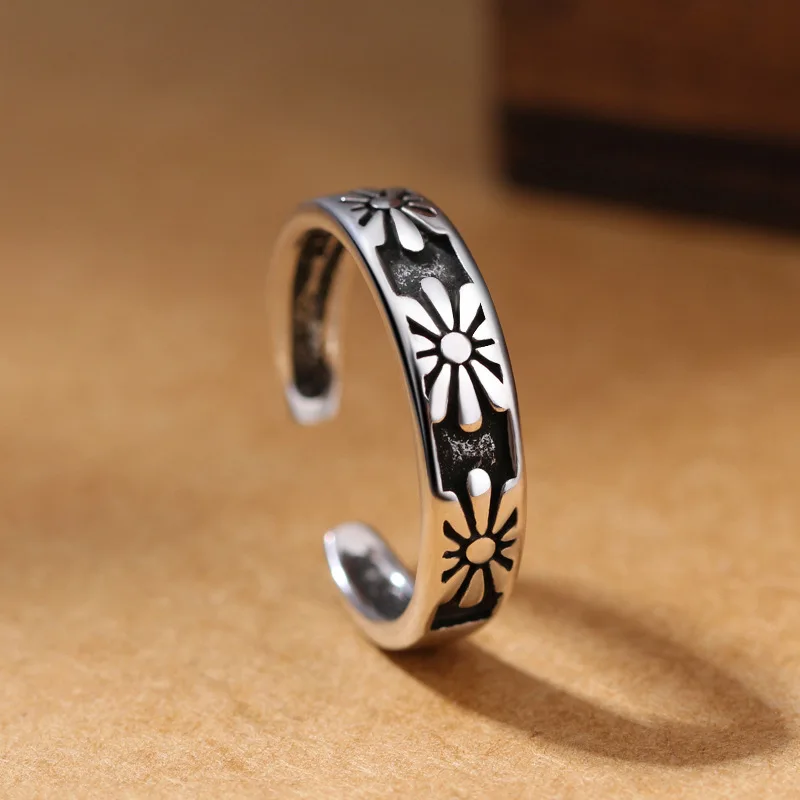 New in 925 Sterling Silver Black Flower Open Women's Rings Luxury Quality Jewelry Wholesale GaaBou
New in 925 Sterling Silver Black Flower Open Women's Rings Luxury Quality Jewelry Wholesale GaaBou