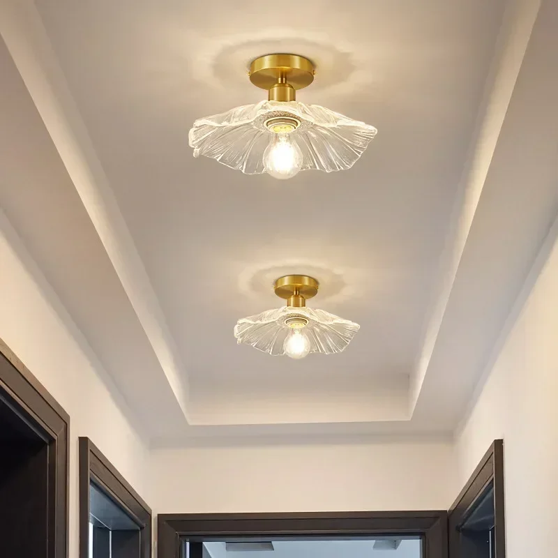 Modern Elegant Transparent Glass Flower Ceiling Lights, Gold Iron Material E27 for Hallway, Bedroom&Kitchen Nordic Ceiling Lamps
Modern Elegant Transparent Glass Flower Ceiling Lights, Gold Iron Material E27 for Hallway, Bedroom&Kitchen Nordic Ceiling Lamps