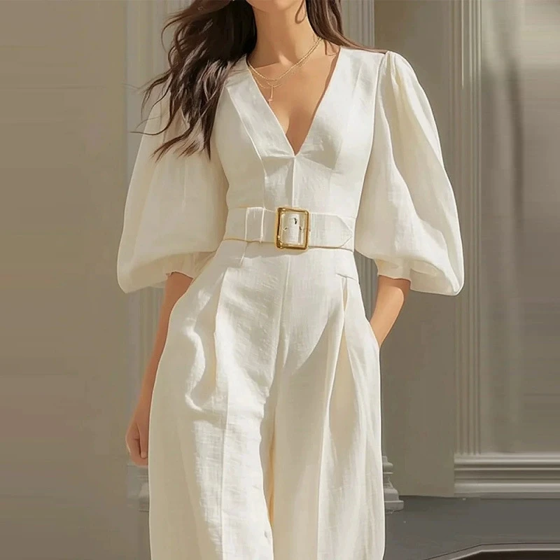 Clever style 2026 spring fashionable commuting jumpsuit temperament casual solid color deep V-neck loose jumpsuit
Clever style 2026 spring fashionable commuting jumpsuit temperament casual solid color deep V-neck loose jumpsuit