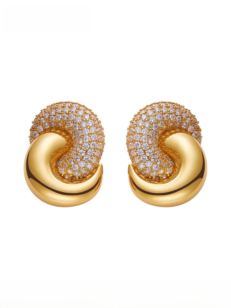 Nana Jacqueline Vintage Crossed Hoop Earrings Women's Fashion Jewelry Birthday Gift Original Style Original Shape Geometric P...
Nana Jacqueline Vintage Crossed Hoop Earrings Women's Fashion Jewelry Birthday Gift Original Style Original Shape Geometric P...