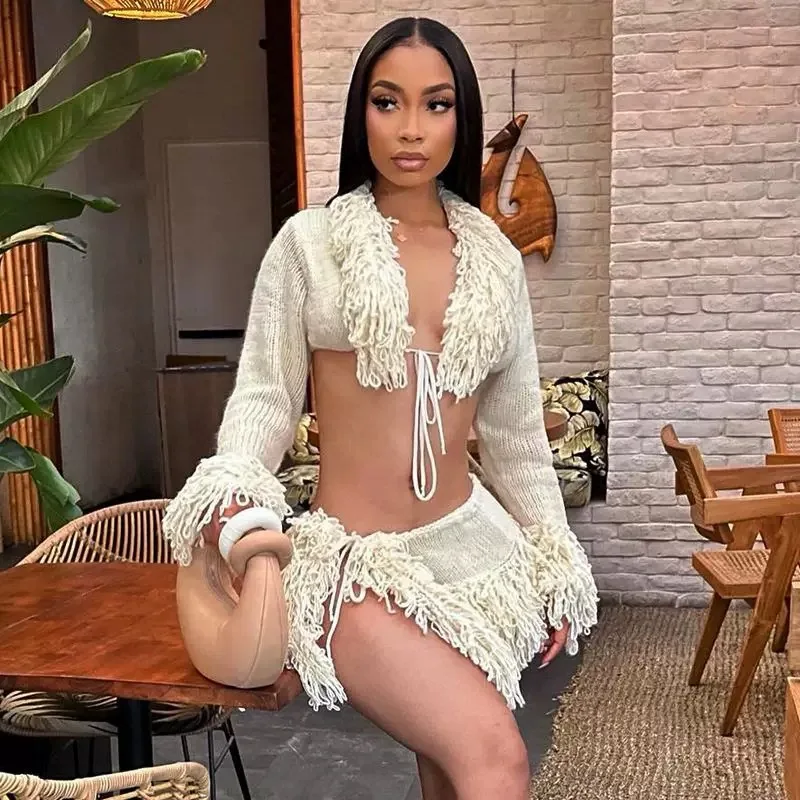 Lady Winter Autumn Tassel Rough Edge Trim Suit Distressed Retro Bohemian Party Sets Outfit Women Sexy Knitted Top Skirts Suit
Lady Winter Autumn Tassel Rough Edge Trim Suit Distressed Retro Bohemian Party Sets Outfit Women Sexy Knitted Top Skirts Suit