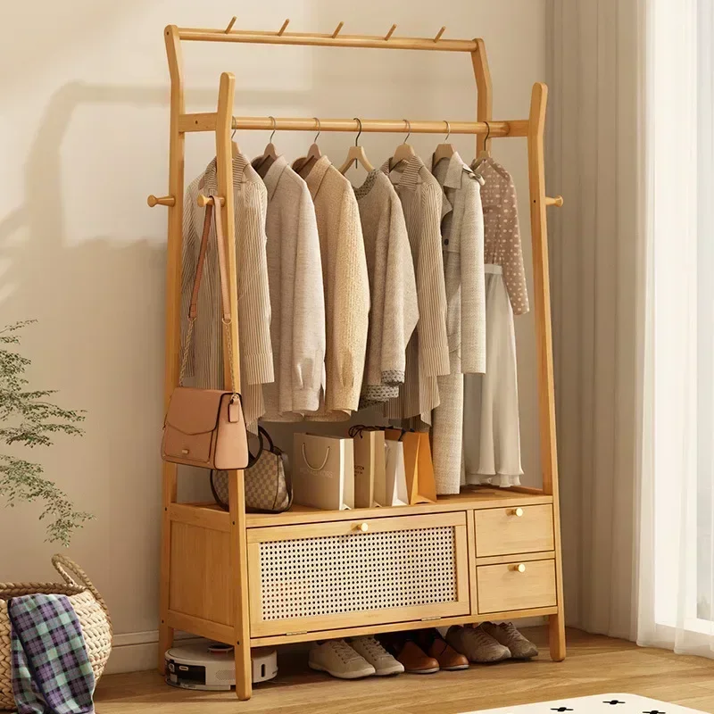 Bedroom coat hanger, floor-standing household mobile wheeled coat rack, retro indoor multi-functional coat rack
Bedroom coat hanger, floor-standing household mobile wheeled coat rack, retro indoor multi-functional coat rack