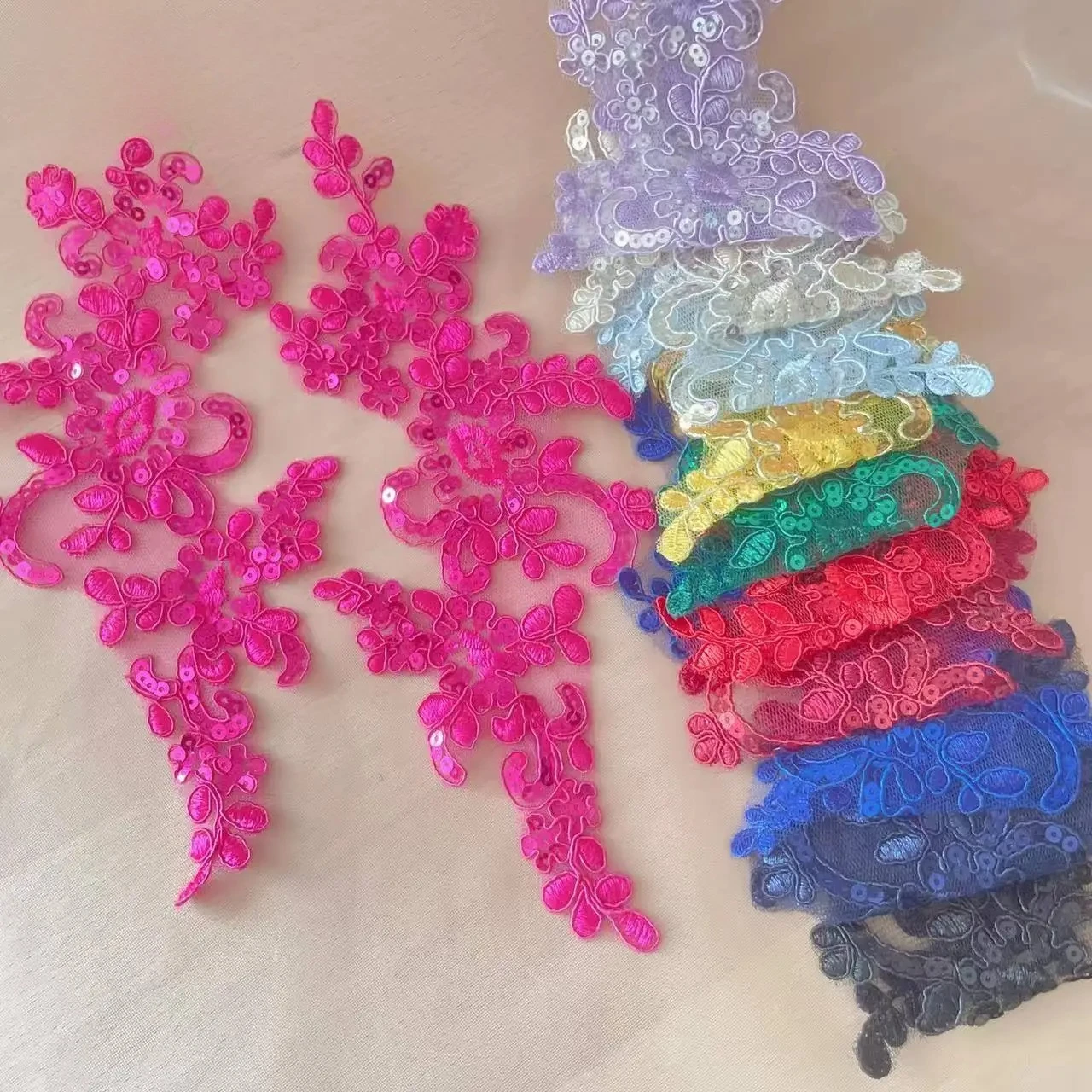 20 Pieces new Trimmed Lace Sequins, Embroidered Patches, DIY Sewing Accessories for Wedding Dresses, Wedding Shoes, Headwear
20 Pieces new Trimmed Lace Sequins, Embroidered Patches, DIY Sewing Accessories for Wedding Dresses, Wedding Shoes, Headwear