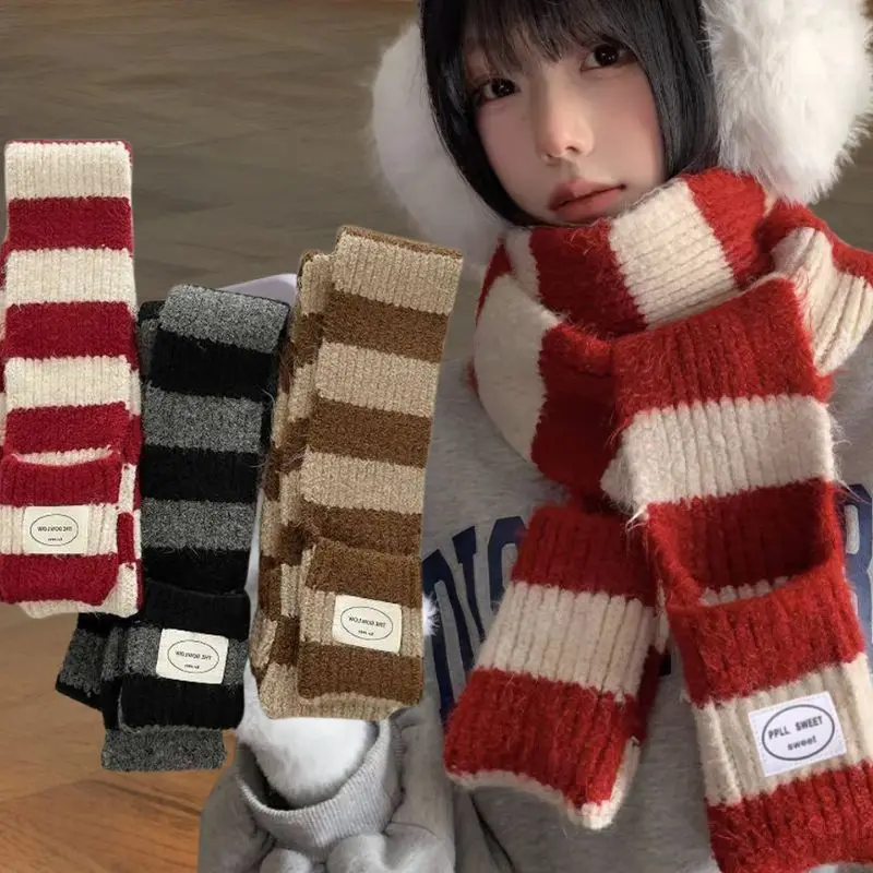 Korean Retro Winter Contrast Striped Scarf For Women Long Thin And Narrow Knit Scarf Warm Multicolor Outdoor Neckerchief 
Korean Retro Winter Contrast Striped Scarf For Women Long Thin And Narrow Knit Scarf Warm Multicolor Outdoor Neckerchief