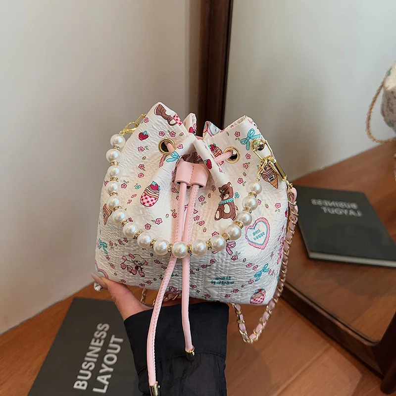 2025 Summer Stylish Bucket Bag Womens Fashion Chain Strap Shoulder Purse Trendy Casual Crossbody Bag for Daily Use
2025 Summer Stylish Bucket Bag Womens Fashion Chain Strap Shoulder Purse Trendy Casual Crossbody Bag for Daily Use