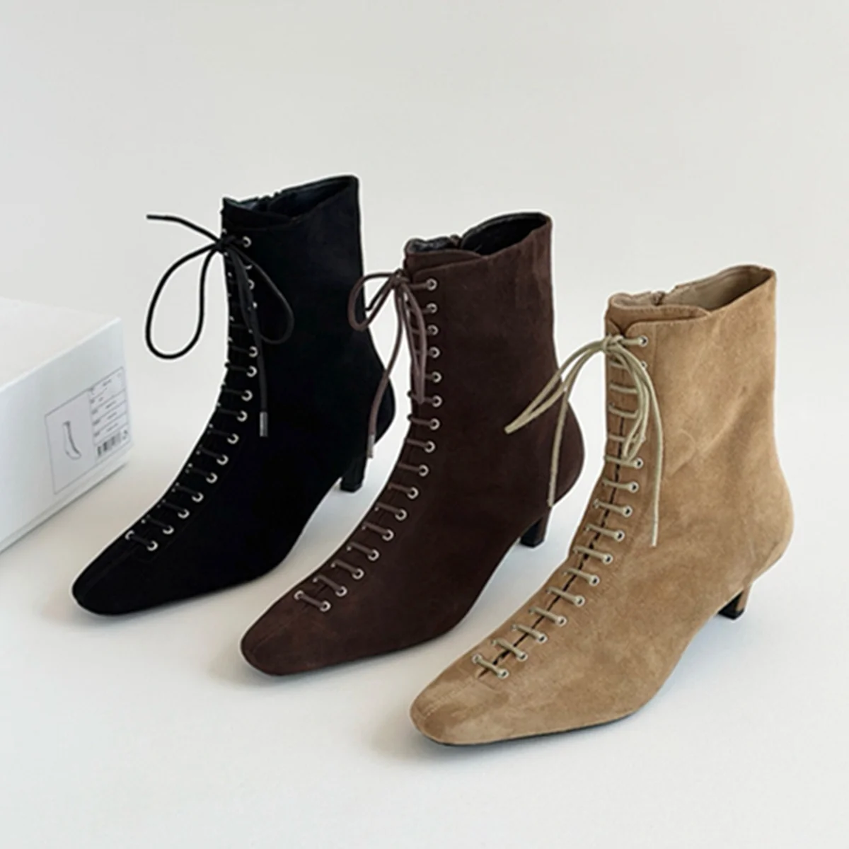 Jenny&Dave French Fashion Lady Heels Shoes Minimalist Vintage Square-toe Laced-up Ankle Boots Women's Boots Woman Shoes
Jenny&Dave French Fashion Lady Heels Shoes Minimalist Vintage Square-toe Laced-up Ankle Boots Women's Boots Woman Shoes