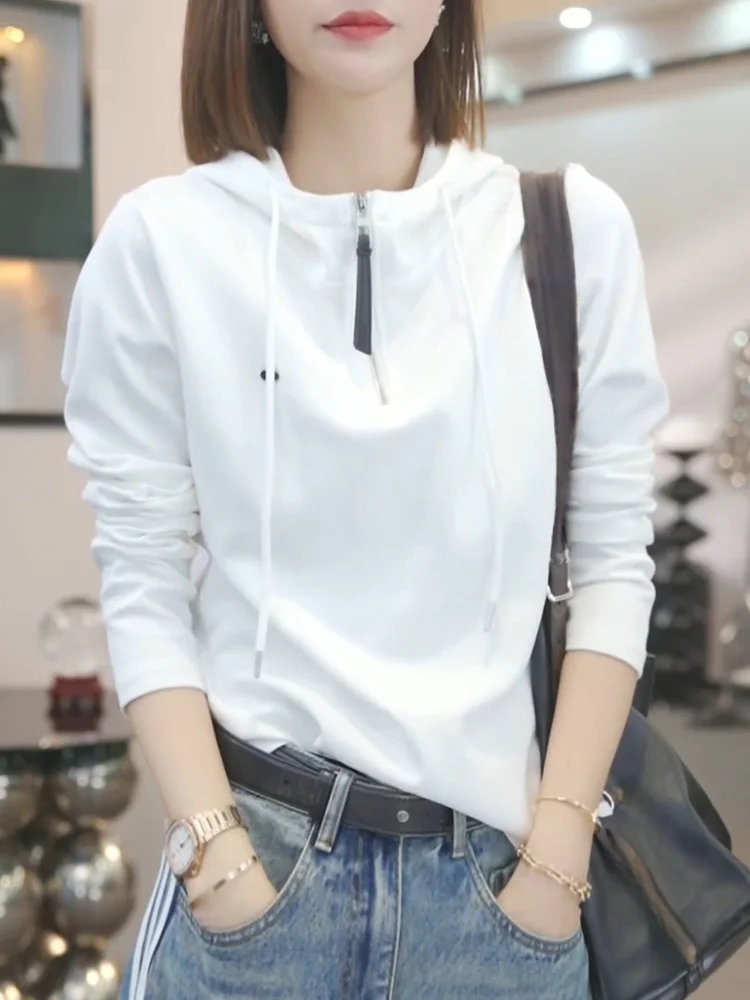 White Hooded Long Sve T-irt Women's Spring Faion Casual Loose Base Layer Hat irt Top Zipper Design Comfortable Sweat...
White Hooded Long Sve T-irt Women's Spring Faion Casual Loose Base Layer Hat irt Top Zipper Design Comfortable Sweat...