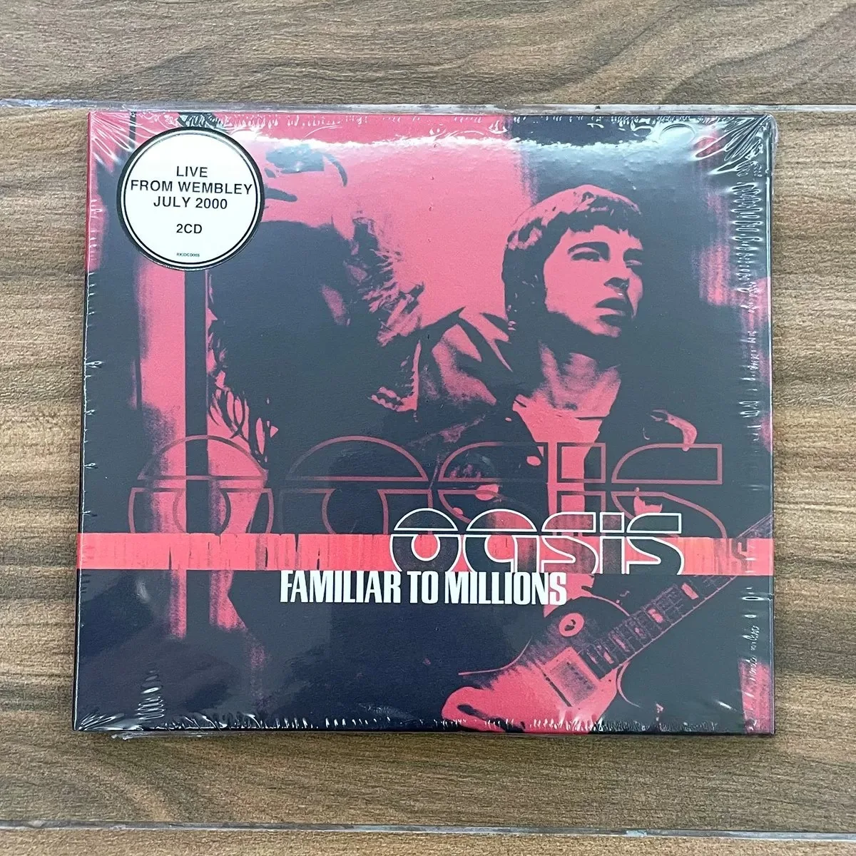 Oasis Familiar To Millions 2CD Set Live From Wembley Britpop Alternative Rock Album
Oasis Familiar To Millions 2CD Set Live From Wembley Britpop Alternative Rock Album