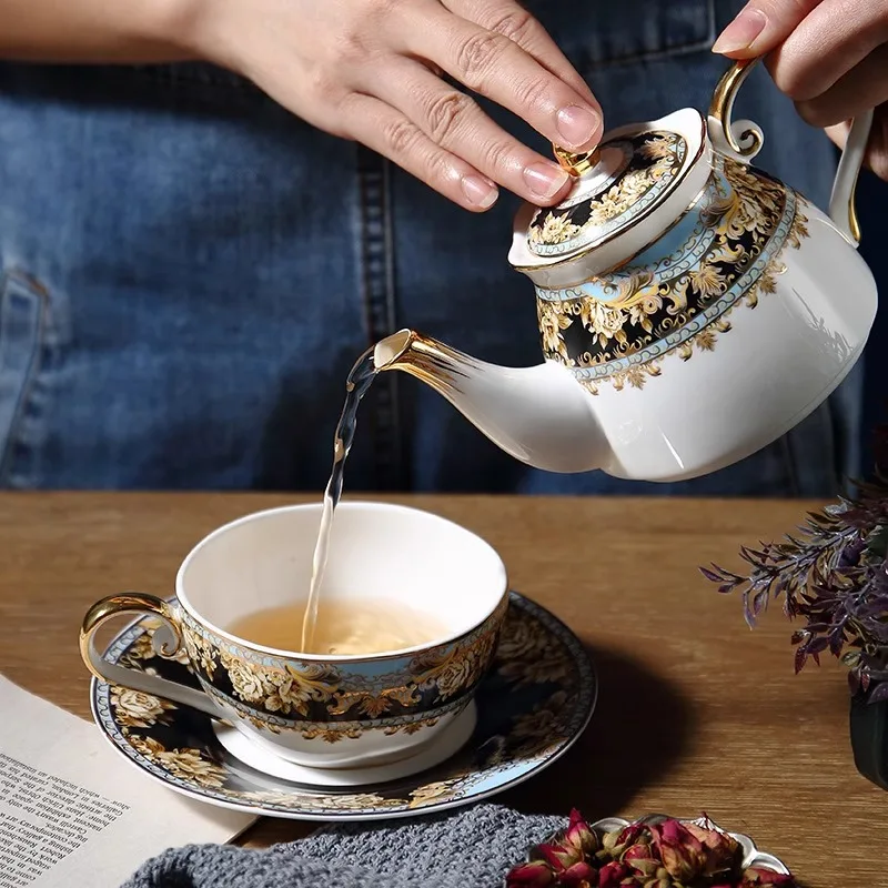 European Style Mother And Child Teapot Set with Retro Bone China Porcelain Coffee Cups - Home Afternoon Tea Drinking Utensils
European Style Mother And Child Teapot Set with Retro Bone China Porcelain Coffee Cups - Home Afternoon Tea Drinking Utensils