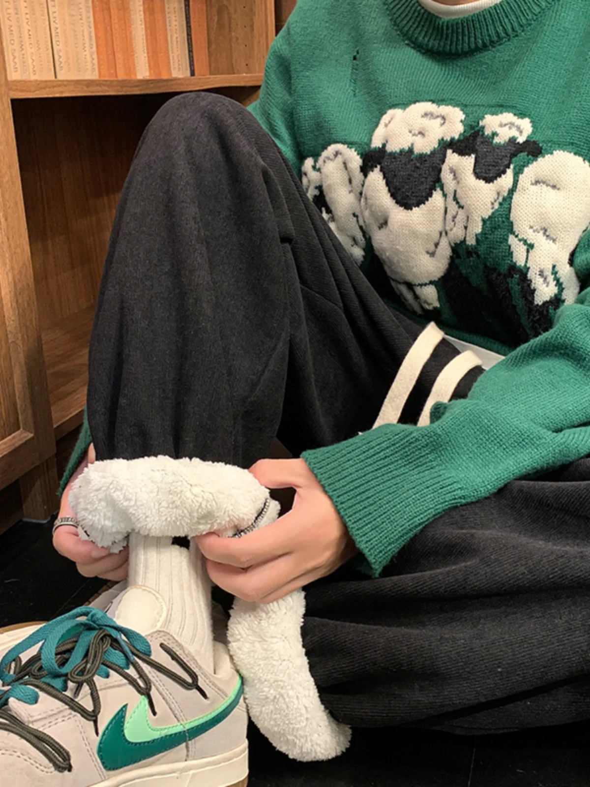 Men's Winter Thiened Fce Lined Trousers Loose plus Size Wide Leg Harlan Pants Casual Comfortable Breathable Polyester
Men's Winter Thiened Fce Lined Trousers Loose plus Size Wide Leg Harlan Pants Casual Comfortable Breathable Polyester