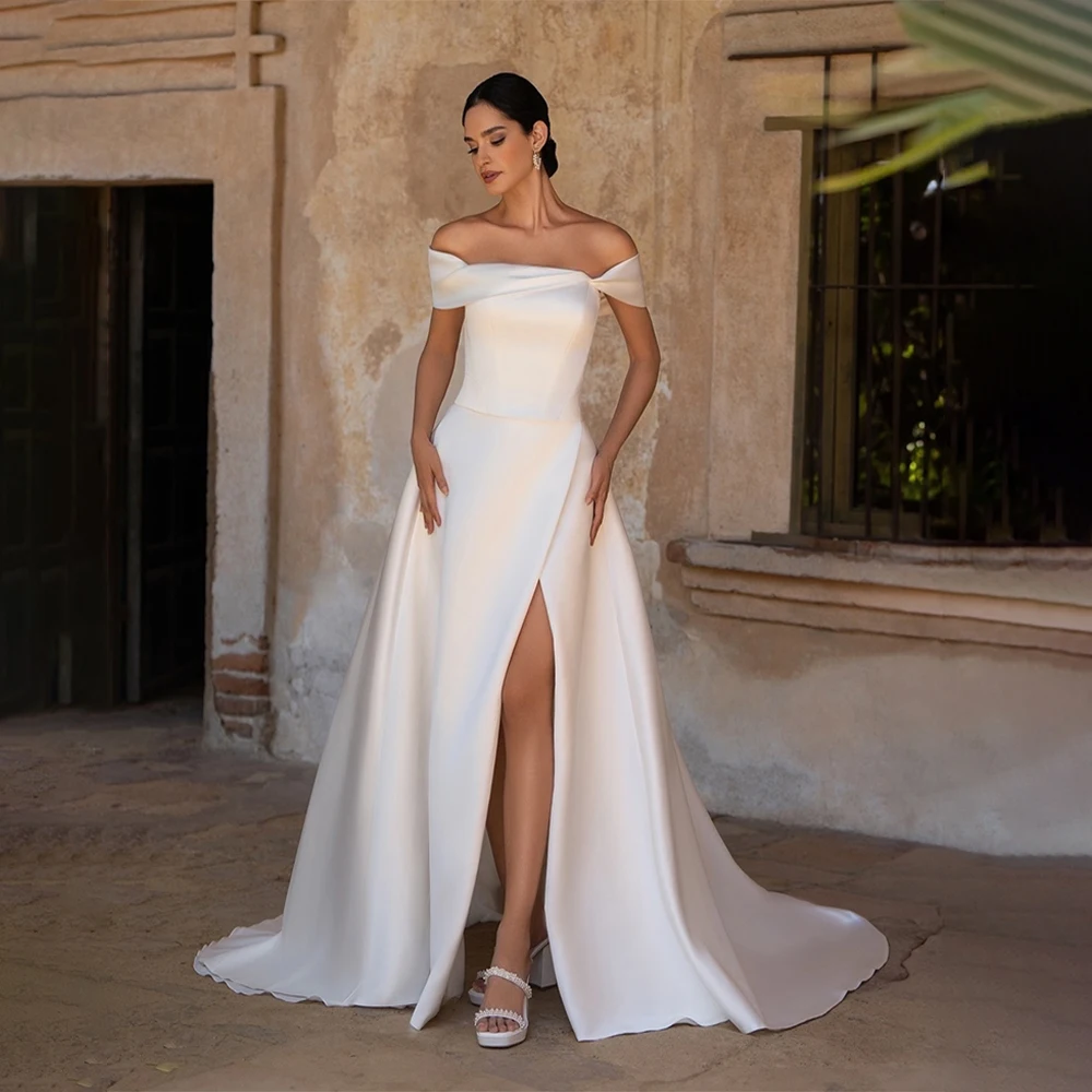 Customized Strapless Sleeveless Evening Dress A-Line Front Split Backless Lace Up Bridal Gown
Customized Strapless Sleeveless Evening Dress A-Line Front Split Backless Lace Up Bridal Gown