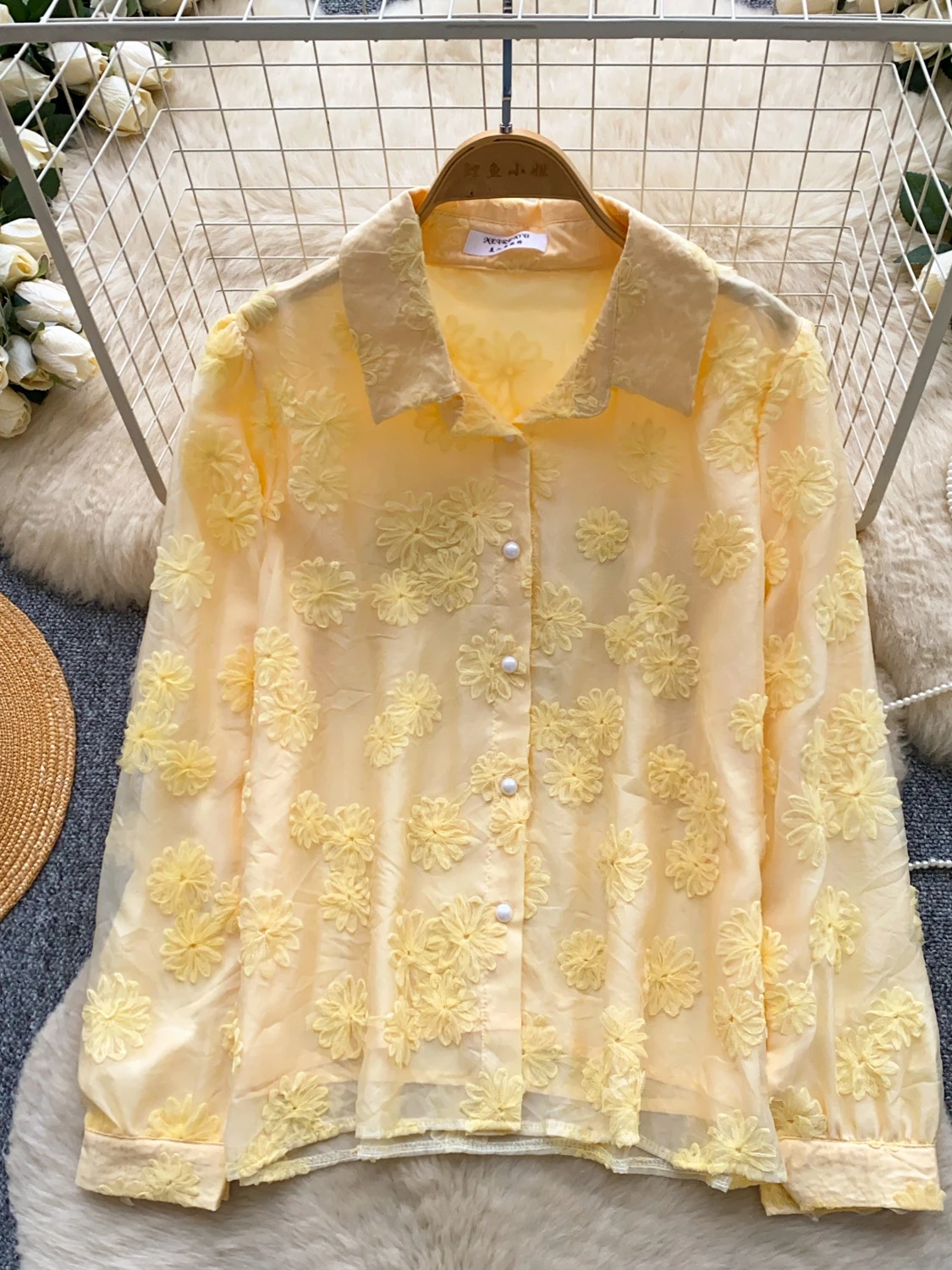 Elegant Embroidered Loose Long Sleeve Shirt Women's Korean Style Commute Top Breathable Polyester Fiber Floral Pattern
Elegant Embroidered Loose Long Sleeve Shirt Women's Korean Style Commute Top Breathable Polyester Fiber Floral Pattern
