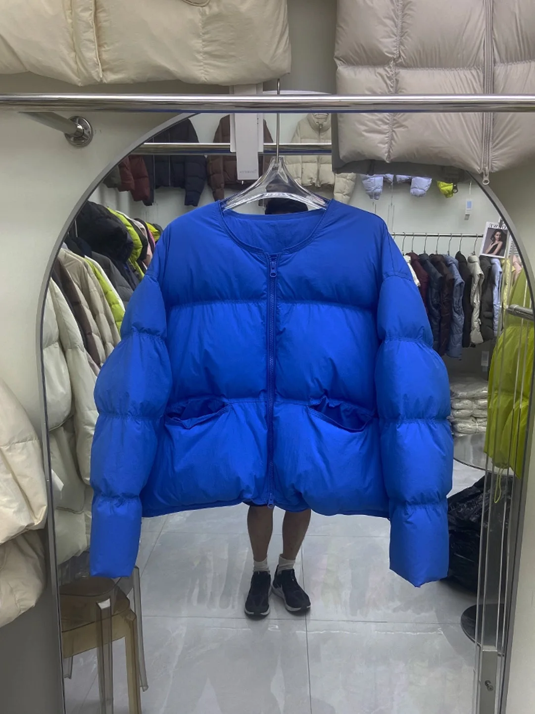 Fashionable Thickened Loose Cotton Jacket round Neck Zipper Casual Style Winter New Arrival Street Style Korean Version Coat
Fashionable Thickened Loose Cotton Jacket round Neck Zipper Casual Style Winter New Arrival Street Style Korean Version Coat