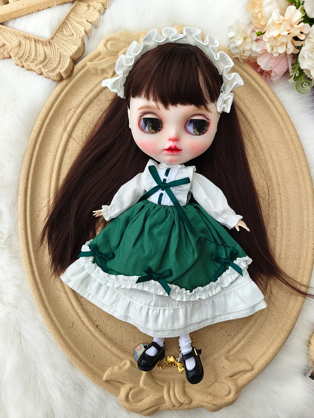 Одежда для кукол blythe, лесное зеленое винтажное платье ручной работы для куклы Блайт, 28-30 см, аксессуары OB22 OB24 AZONE
Одежда для кукол blythe, лесное зеленое винтажное платье ручной работы для куклы Блайт, 28-30 см, аксессуары OB22 OB24 AZONE
