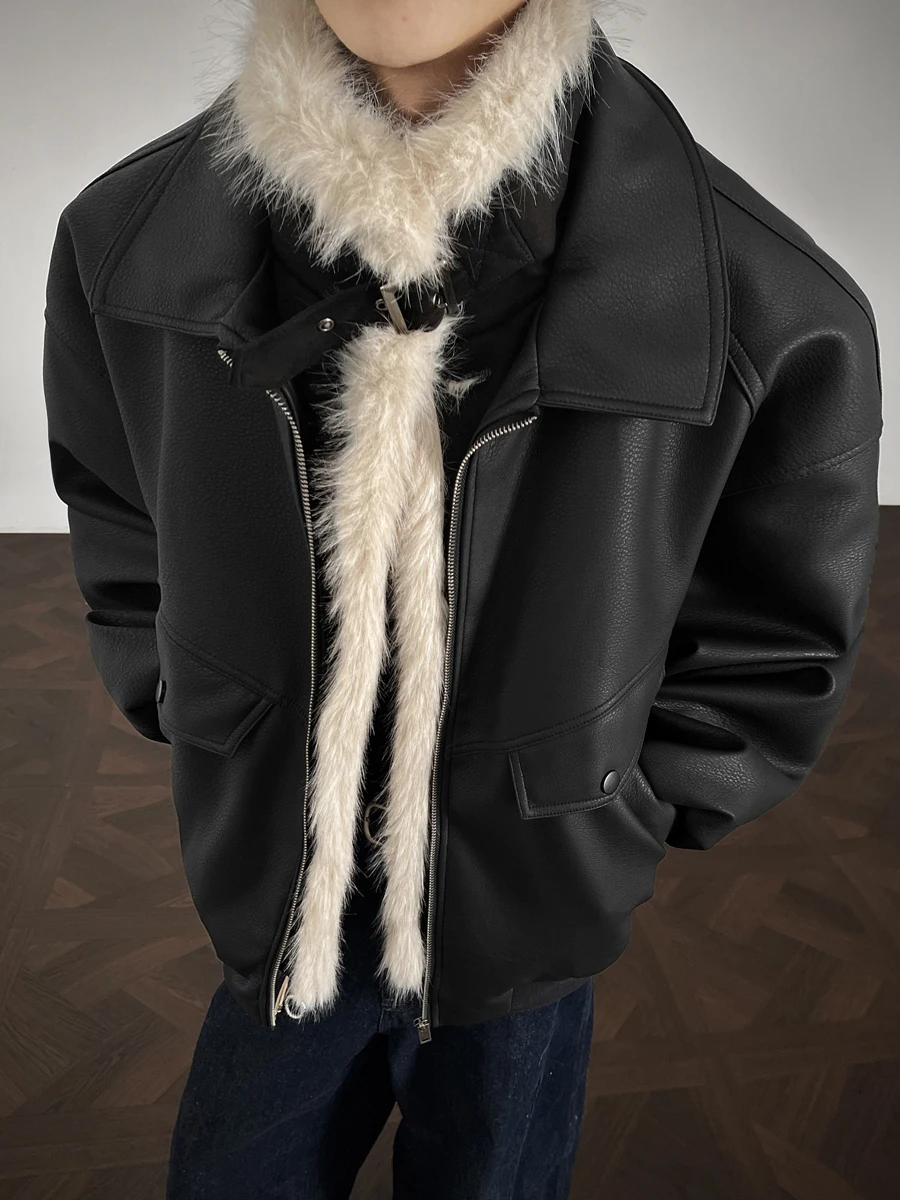 Мужская зимняя куртка Cleanfit в американском ретро-стиле с меховым воротником, свободного кроя, из хлопка и искусственной кожи, теплая, молодежная, повседневная
Мужская зимняя куртка Cleanfit в американском ретро-стиле с меховым воротником, свободного кроя, из хлопка и искусственной кожи, теплая, молодежная, повседневная