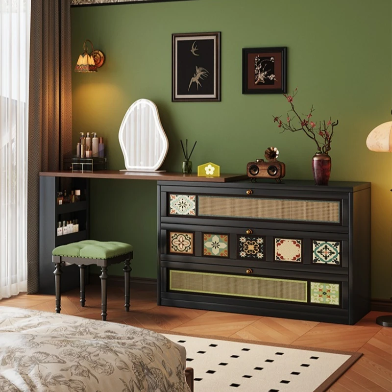 Vintage style wrought iron dresser, chest of drawers, master bedroom, carbon steel makeup table cabinet, at the end of the bed
Vintage style wrought iron dresser, chest of drawers, master bedroom, carbon steel makeup table cabinet, at the end of the bed