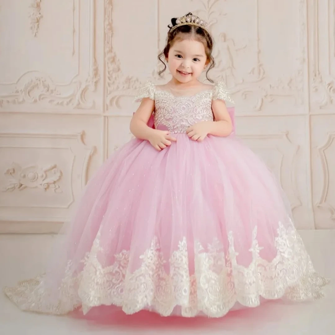 Customized Flower Girl Dresses Pink Tulle Gold Appliques With Bow Short Sleeve For Wedding Birthday Party Holy Communion Gown
Customized Flower Girl Dresses Pink Tulle Gold Appliques With Bow Short Sleeve For Wedding Birthday Party Holy Communion Gown