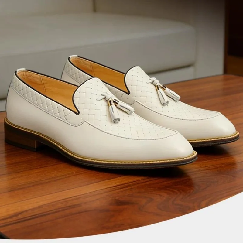 New Fashion Woven-pattern Cowhide Leather Casual Shoes Men Slip-on Business Formal Shoes Men's Tassel Loafers Driving Shoes
New Fashion Woven-pattern Cowhide Leather Casual Shoes Men Slip-on Business Formal Shoes Men's Tassel Loafers Driving Shoes