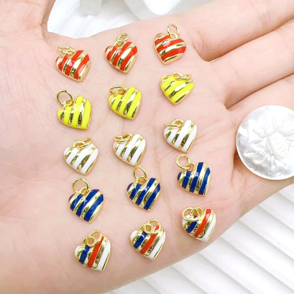 5pcs /Colorful Drop Oil Heart Shaped Glamor Pendant for Making Women's Jewelry Pendant Fashion Earring Necklace Accessories
5pcs /Colorful Drop Oil Heart Shaped Glamor Pendant for Making Women's Jewelry Pendant Fashion Earring Necklace Accessories