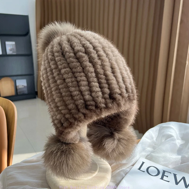 Winter Hot Sale Real Mink Fur Hat For Women Knitted Mink Fur Ear Warm Cap The Spiral Beanies Cap With Fox Fur Pompom On The Top
Winter Hot Sale Real Mink Fur Hat For Women Knitted Mink Fur Ear Warm Cap The Spiral Beanies Cap With Fox Fur Pompom On The Top
