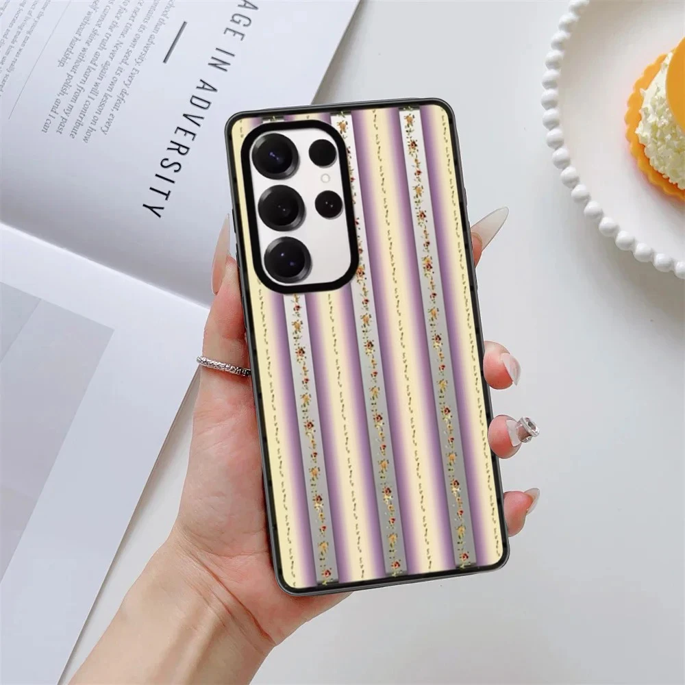 Striped Flowers Acrylic Black Border Case for Samsung Galaxy S26 S25 S24 S23 Ultra S26U S24+ S25+ S26 Plus Protective Case
Striped Flowers Acrylic Black Border Case for Samsung Galaxy S26 S25 S24 S23 Ultra S26U S24+ S25+ S26 Plus Protective Case