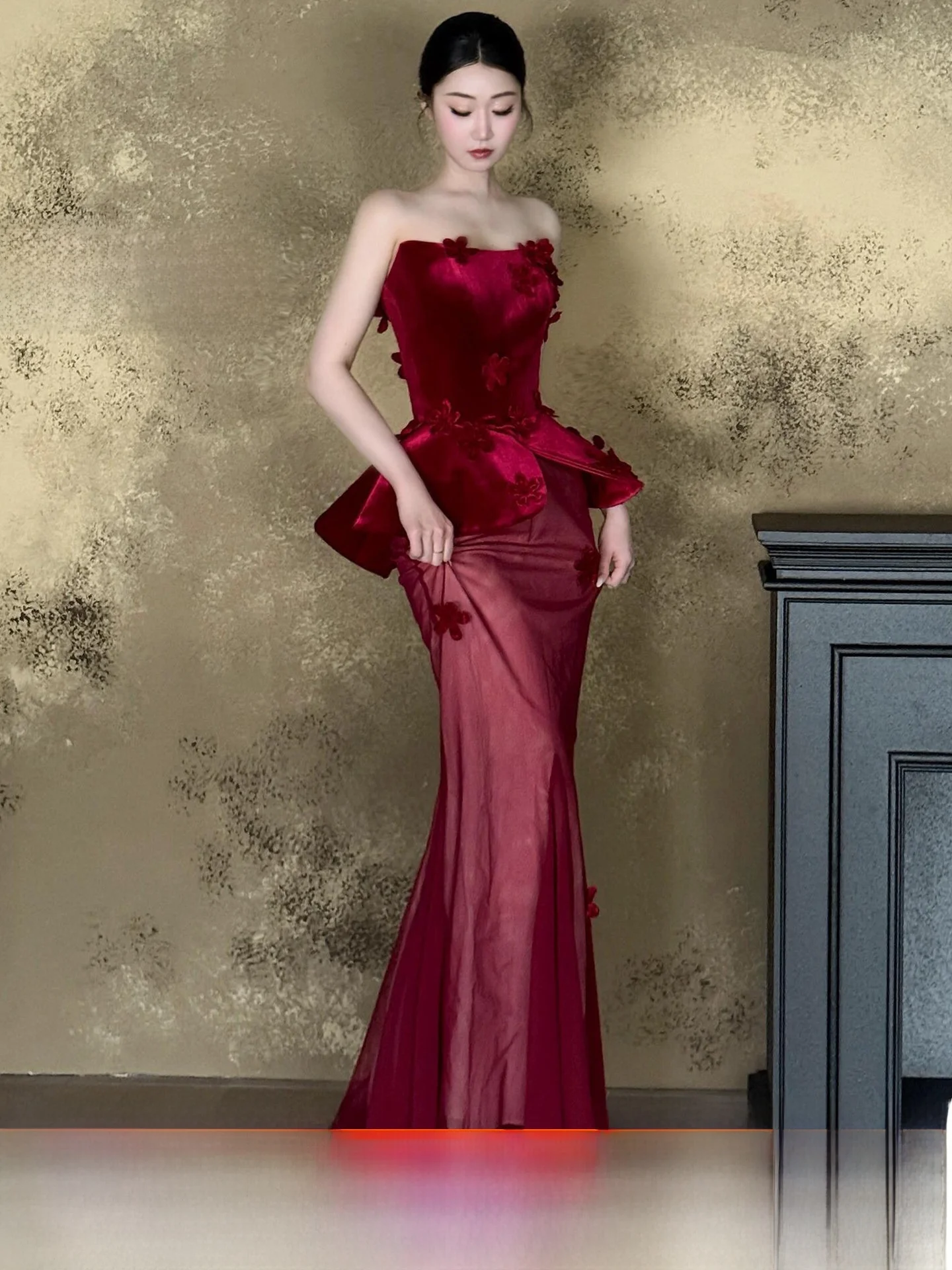 Red Wedding Dress Fish Tail Gown for Bride Vintage Style Long Sleeve Zipper Back Evening Party Ball Gown Luxury Sensation
Red Wedding Dress Fish Tail Gown for Bride Vintage Style Long Sleeve Zipper Back Evening Party Ball Gown Luxury Sensation