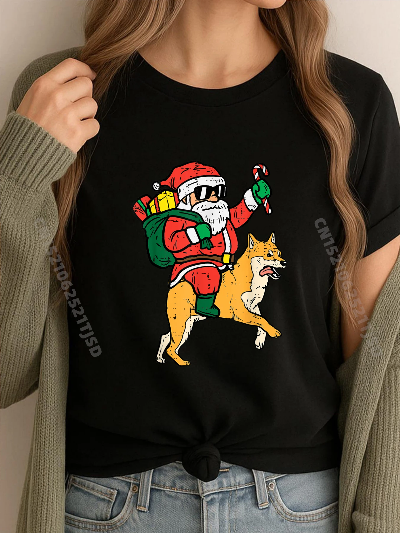 Santa Riding Shiba Inu Doge Akita, рождественские пижамы, рождественские пижамы, винтажная футболка, женские рубашки, роскошные 
Santa Riding Shiba Inu Doge Akita, рождественские пижамы, рождественские пижамы, винтажная футболка, женские рубашки, роскошные