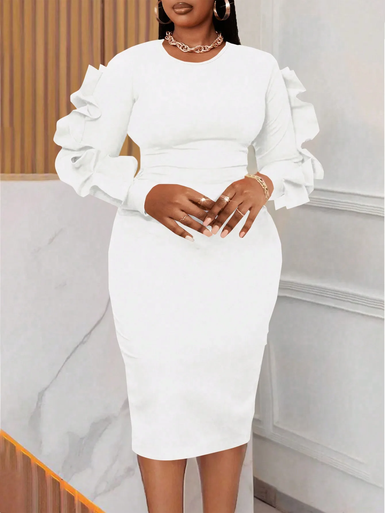 Plus Size White Bodycon Dress with Ruffled Sleeves for Office & Daily Wear, Autumn Winter
Plus Size White Bodycon Dress with Ruffled Sleeves for Office & Daily Wear, Autumn Winter