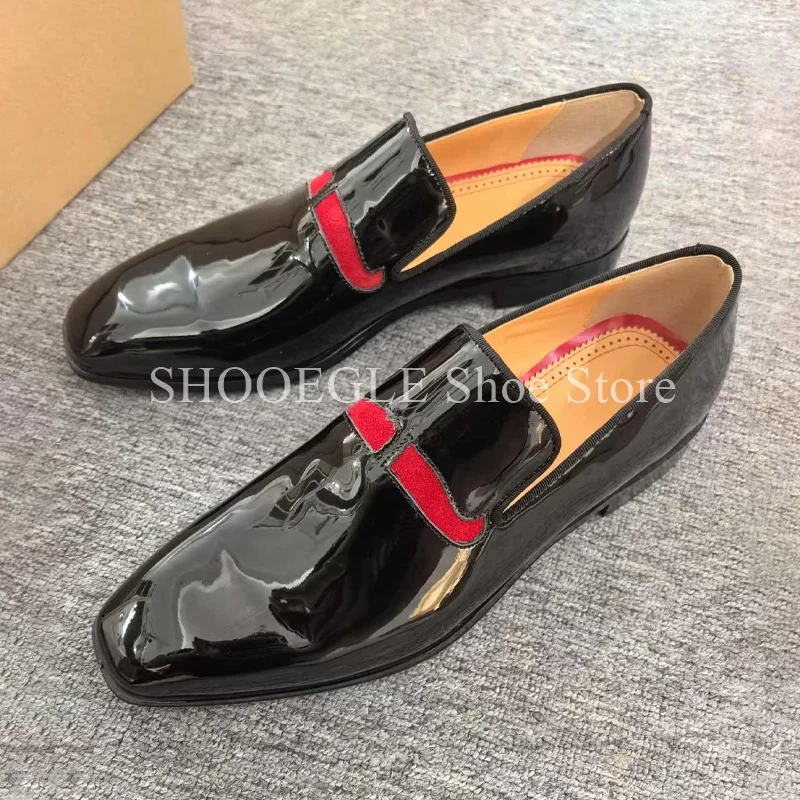 Black Men's Patent Leather Casual Fashion Dress Business Shoes Small Square Toe Shoes 2025 Spring Wedding Men Shoes
Black Men's Patent Leather Casual Fashion Dress Business Shoes Small Square Toe Shoes 2025 Spring Wedding Men Shoes