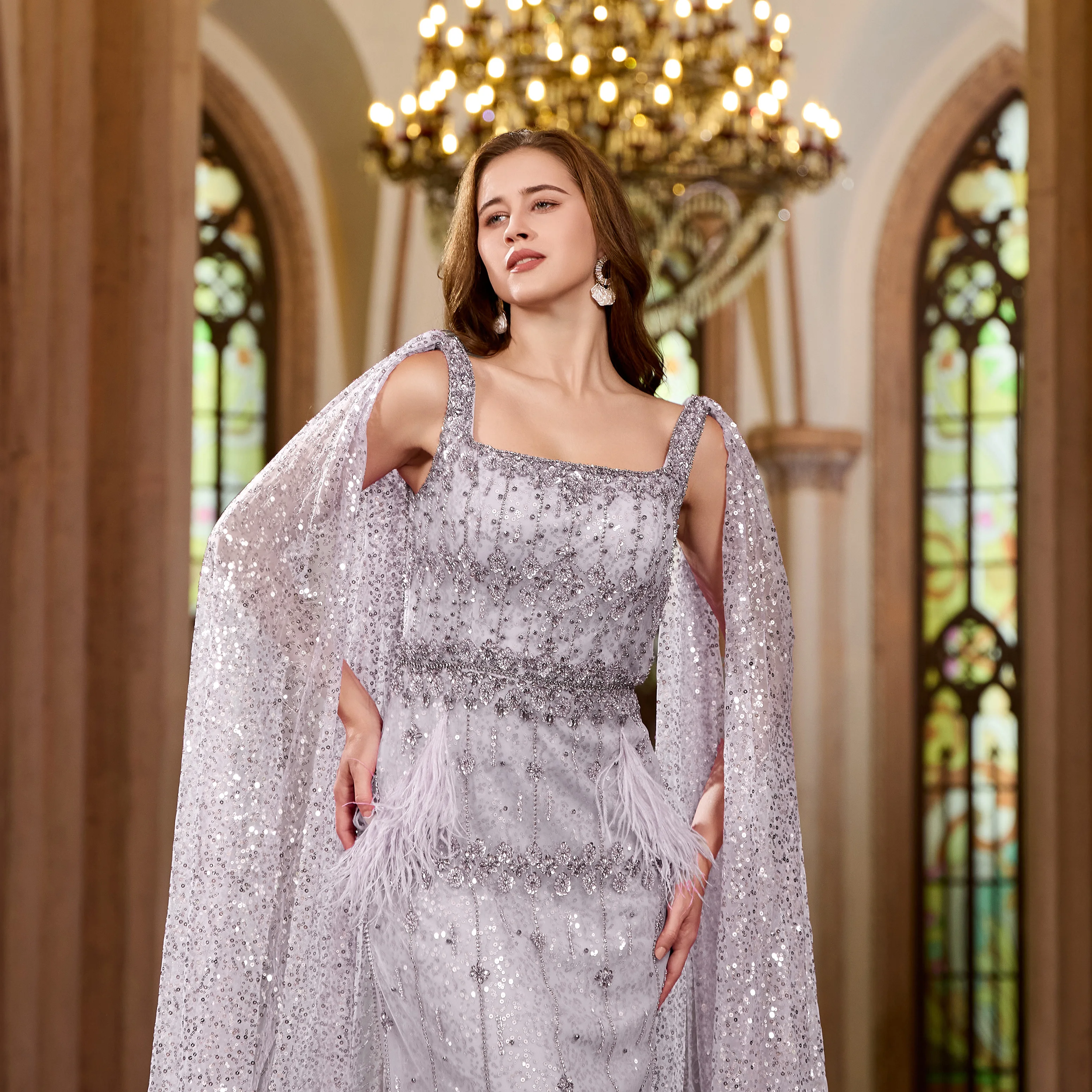 Alice CollectionPro Серебряное роскошное женское длинное вечернее платье с рукавами-перьями, вечернее платье для свадебной вечеринки по индивидуальному заказу
Alice CollectionPro Серебряное роскошное женское длинное вечернее платье с рукавами-перьями, вечернее платье для свадебной вечеринки по индивидуальному заказу