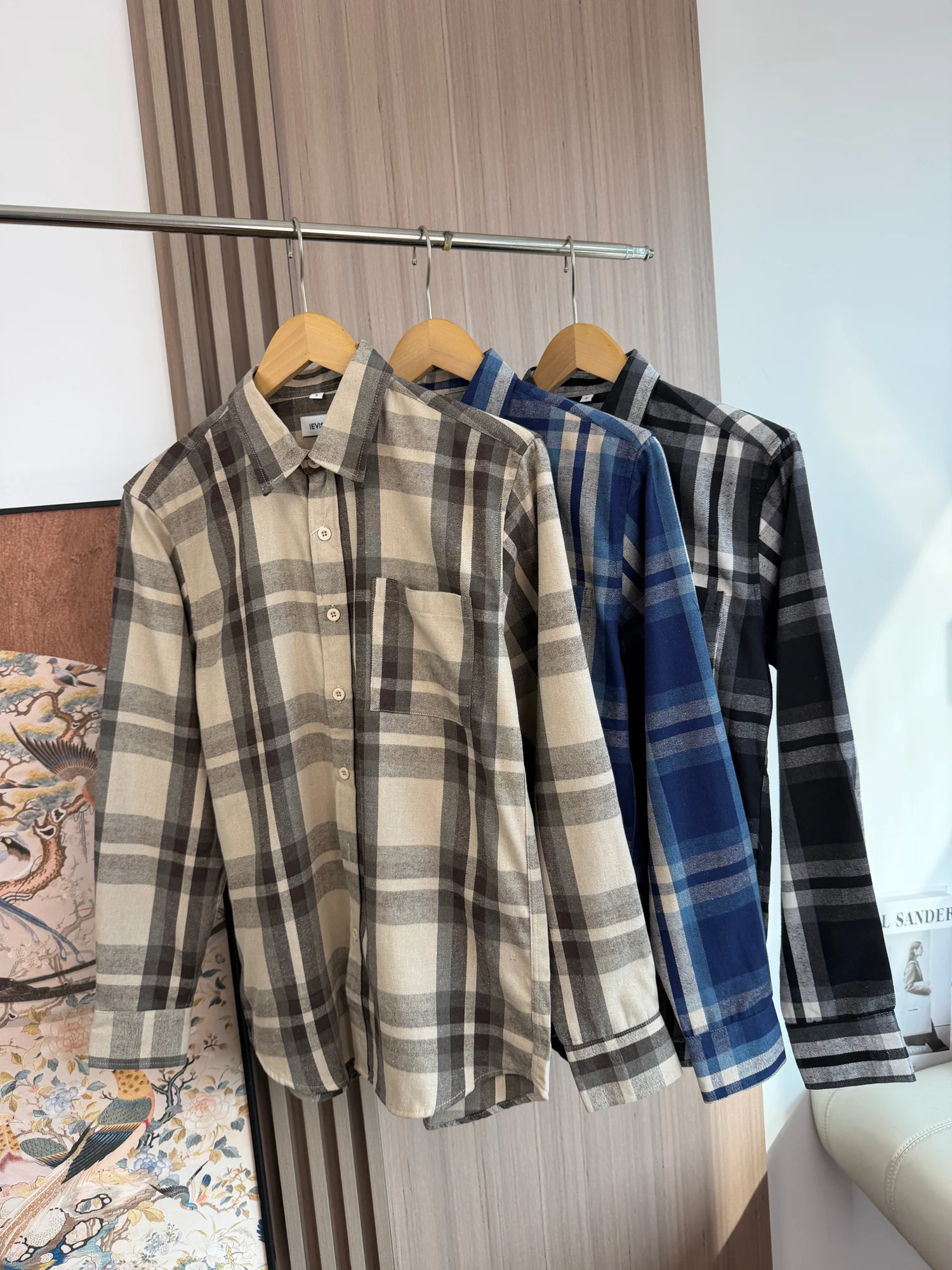 Retro Artistic Plaid Long Sleeve Casual Comfortable Breathable Men's Shirt Spring Fashion Urban Style Standard Fit Classic Co...
Retro Artistic Plaid Long Sleeve Casual Comfortable Breathable Men's Shirt Spring Fashion Urban Style Standard Fit Classic Co...