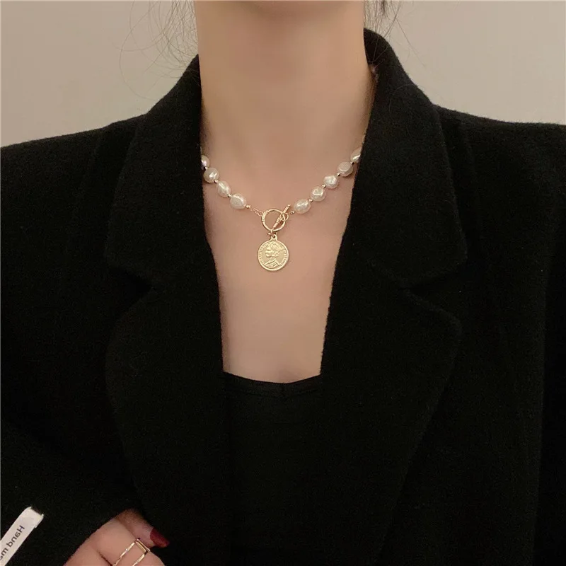 Freshwater Pearl Coin Pendant Necklace Collarbone Chain OT Buckle Necklace Jewelry Gift
Freshwater Pearl Coin Pendant Necklace Collarbone Chain OT Buckle Necklace Jewelry Gift