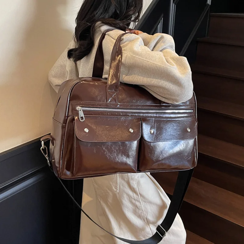 Сумка через плечо для фитнеса и спортзала, большая сумка для хранения, дорожная сумка для поездок на короткие расстояния, сумки на плечо, портативная спортивная сумка из искусственной кожи на открытом воздухе
Сумка через плечо для фитнеса и спортзала, большая сумка для хранения, дорожная сумка для поездок на короткие расстояния, сумки на плечо, портативная спортивная сумка из искусственной кожи на открытом воздухе