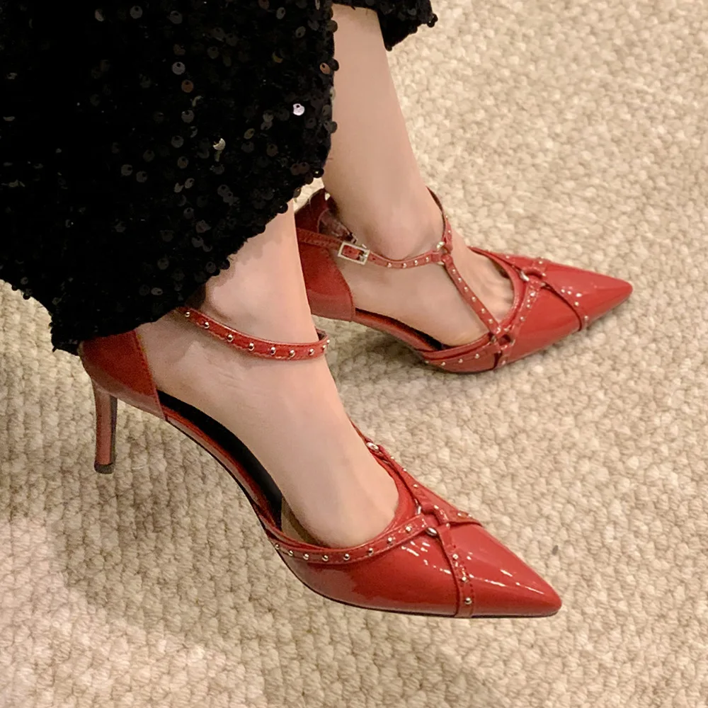 Genuine Leather Solid Sandals Summer Office Fashion Women Shoes Thin High Heel Pointed Toe Pump Buckle Strap Zapatillas Mujer
Genuine Leather Solid Sandals Summer Office Fashion Women Shoes Thin High Heel Pointed Toe Pump Buckle Strap Zapatillas Mujer
