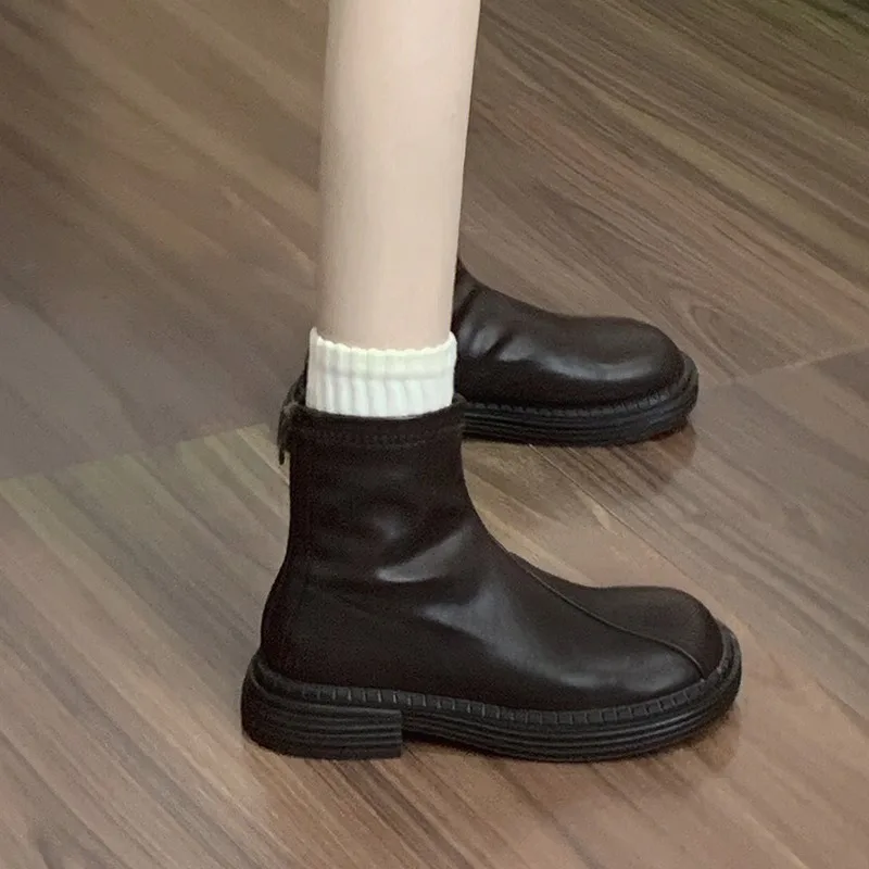Woman Shoes Designer Black Platform Women Ankle Boots Fashion Soft Leather Shoes Autumn Winter Thick Heel Women's Short Booties
Woman Shoes Designer Black Platform Women Ankle Boots Fashion Soft Leather Shoes Autumn Winter Thick Heel Women's Short Booties