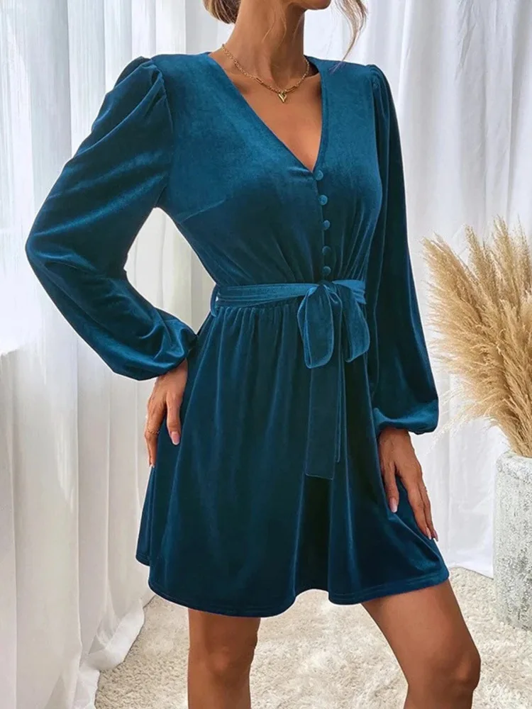 2025 Women's Autumn/Winter V-Neck Waist A Line Skirt Long Sleeved Velvet Sexy Banquet Dress
2025 Women's Autumn/Winter V-Neck Waist A Line Skirt Long Sleeved Velvet Sexy Banquet Dress