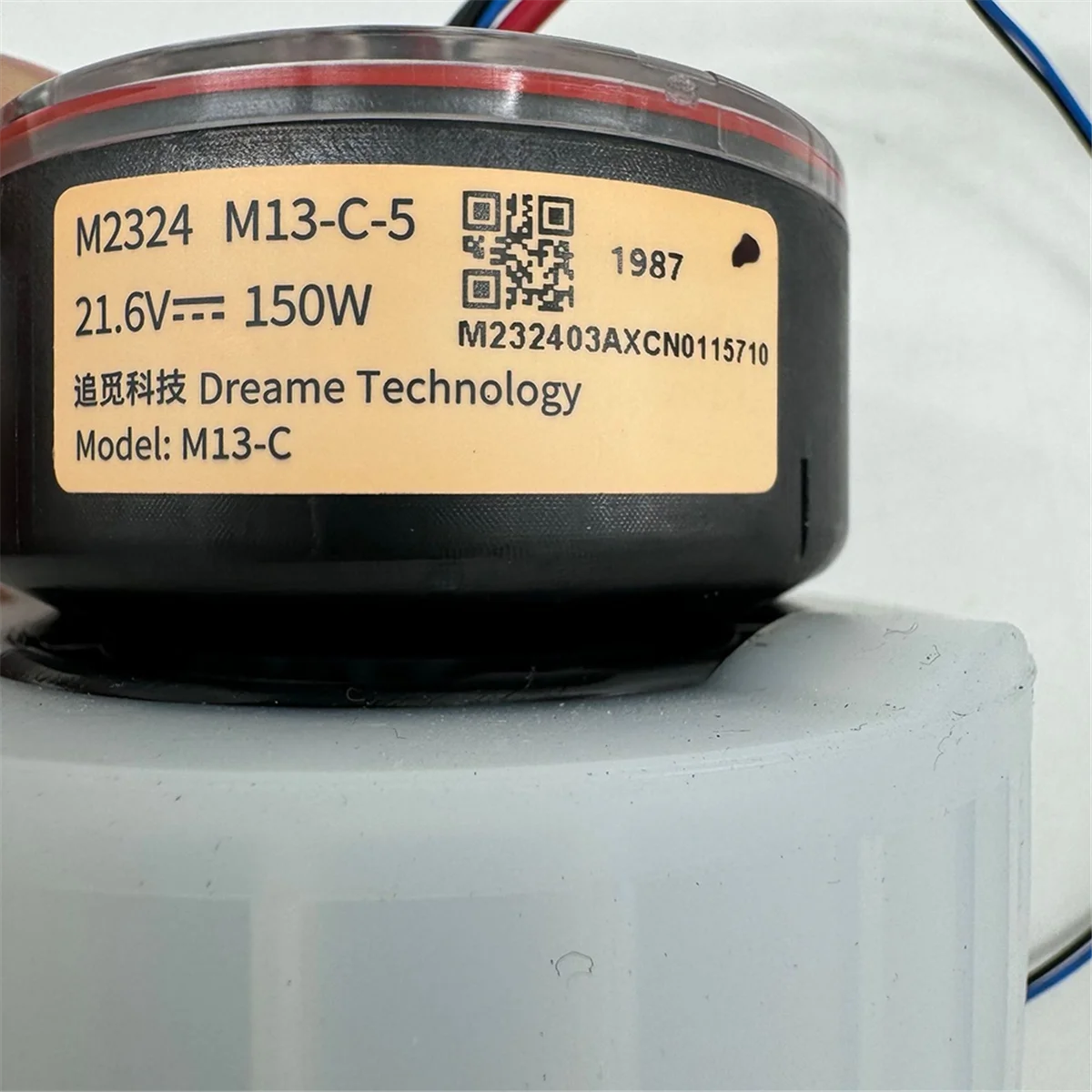 Новый оригинальный модуль вентилятора с двигателем для Dreame H11 MAX H12, ручной пылесос M13-C M2324, запасные части для двигателя
Новый оригинальный модуль вентилятора с двигателем для Dreame H11 MAX H12, ручной пылесос M13-C M2324, запасные части для двигателя