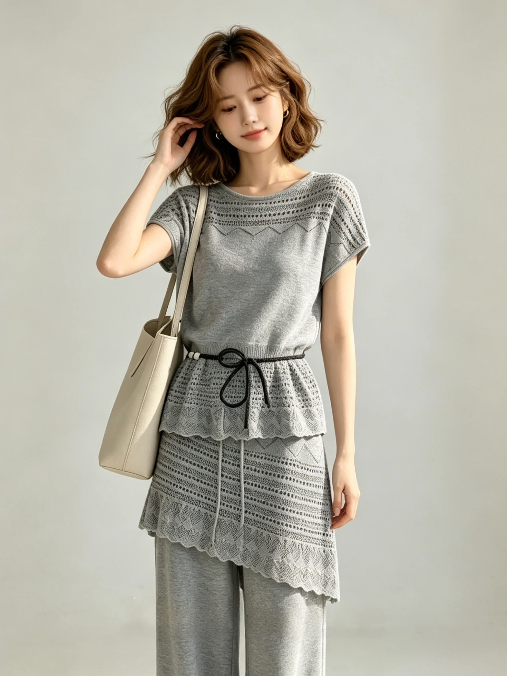 Korean Style Short Sleeve Knitted Two-Piece Set Women Summer High Waist Wide Leg Pants Suit Casual Breathable round Neck T-Shirt
Korean Style Short Sleeve Knitted Two-Piece Set Women Summer High Waist Wide Leg Pants Suit Casual Breathable round Neck T-Shirt