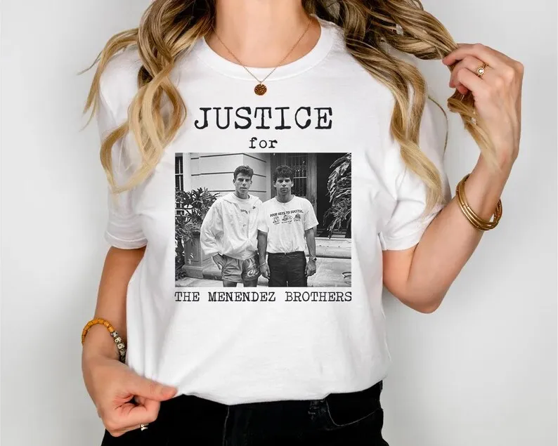 2025 German Style Street Casual Retro Classic Retro Couple Nostalgic Letter Pattern Printed Short Sleeved Shirt
2025 German Style Street Casual Retro Classic Retro Couple Nostalgic Letter Pattern Printed Short Sleeved Shirt