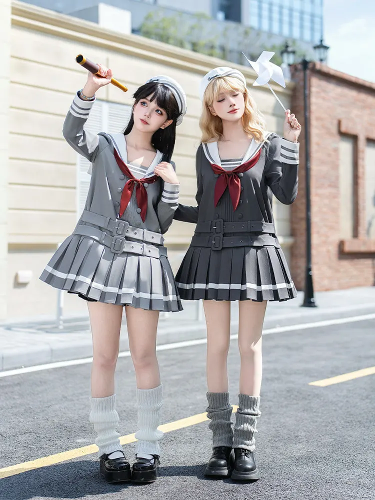 With Puji Original Sailor Style Lolita Op Dress Women Loose Navy Collar Red Bow Tie Box Pleat Skirt Twin Style Spring Dress
With Puji Original Sailor Style Lolita Op Dress Women Loose Navy Collar Red Bow Tie Box Pleat Skirt Twin Style Spring Dress