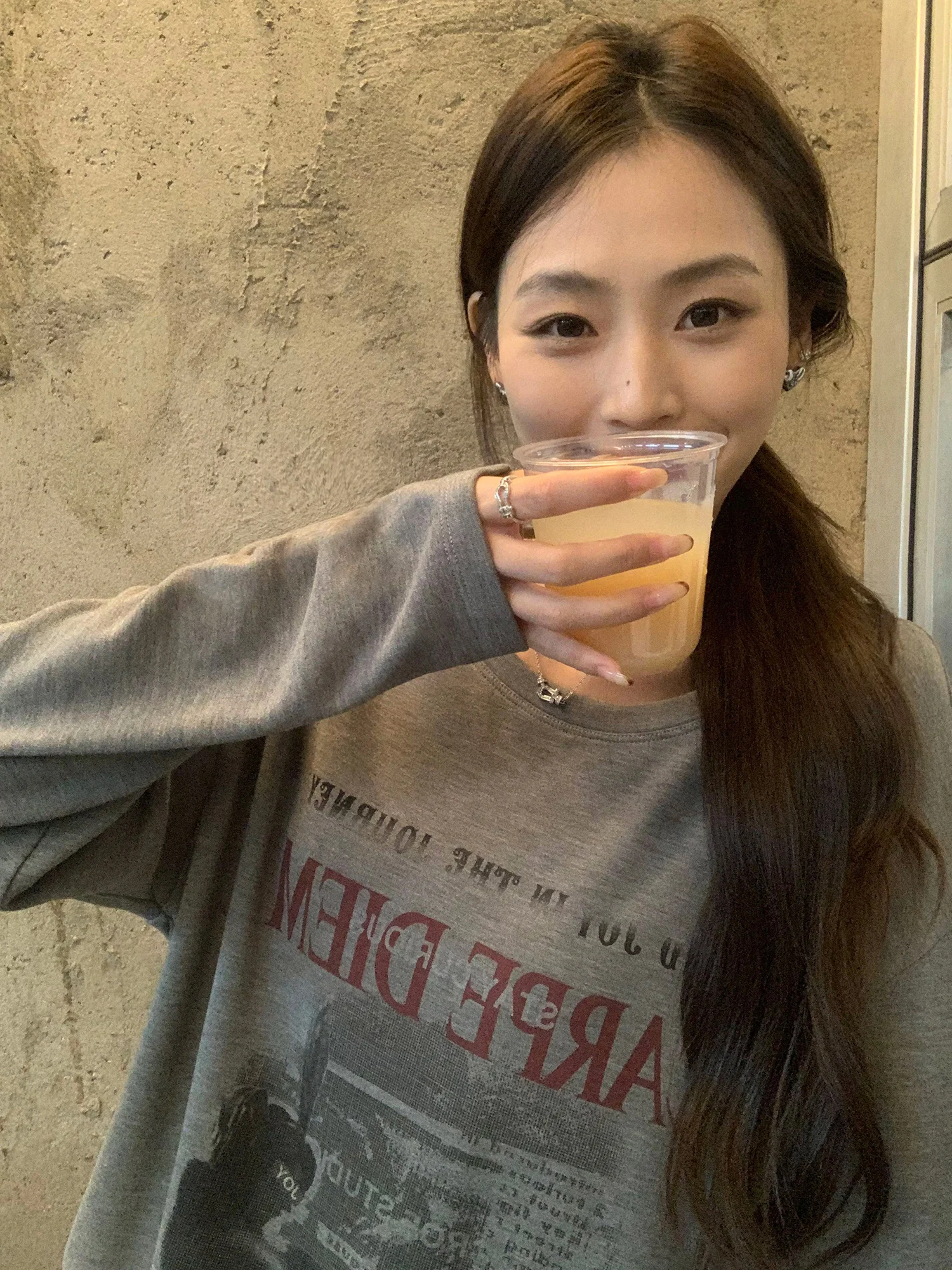 Женская свободная футболка с длинным светом Pusumede, классический круглый вязаный топ с принтом, повседневная удобная смесь полиэстера
Женская свободная футболка с длинным светом Pusumede, классический круглый вязаный топ с принтом, повседневная удобная смесь полиэстера