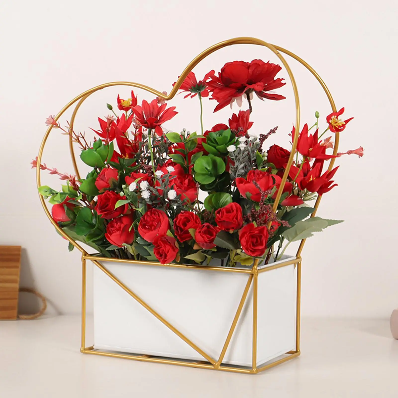 Artificial Rose Flowers Basket Wedding Flowers Decorations Tabletop Centerpiece for Anniversary Party Valentines Day Gift Table
Artificial Rose Flowers Basket Wedding Flowers Decorations Tabletop Centerpiece for Anniversary Party Valentines Day Gift Table