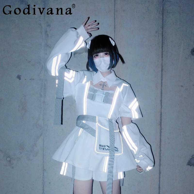 Оригинальный дизайн, милый крутой светоотражающий комплект шорт в стиле панк, осенний новый мотоциклетный топ с рукавами и шорты из 2 предметов 
Оригинальный дизайн, милый крутой светоотражающий комплект шорт в стиле панк, осенний новый мотоциклетный топ с рукавами и шорты из 2 предметов