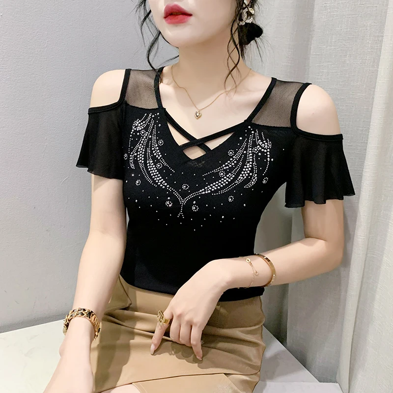 Black Summer Korean Style T-Shirt Chic Off Shoulder Shiny Diamonds Elegant Women Tops Sexy Back Short Sleeve Tees 2024 New 43195
Black Summer Korean Style T-Shirt Chic Off Shoulder Shiny Diamonds Elegant Women Tops Sexy Back Short Sleeve Tees 2024 New 43195