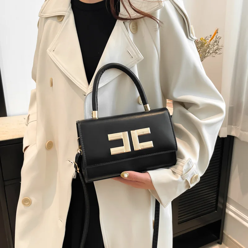 Formal Elegance Shoulder Bag for Refined Ladies Presbyopic Motif Crossbody Bag for Special Events
Formal Elegance Shoulder Bag for Refined Ladies Presbyopic Motif Crossbody Bag for Special Events