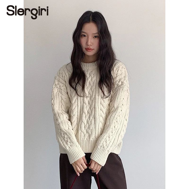 Slergiri Twists свитер с длинными рукавами и круглым вырезом, женская мода, новинка 2025 года, осень-зима, корейский теплый свободный вязаный пуловер, джемперы
Slergiri Twists свитер с длинными рукавами и круглым вырезом, женская мода, новинка 2025 года, осень-зима, корейский теплый свободный вязаный пуловер, джемперы