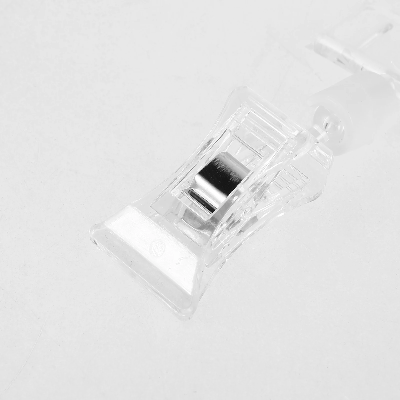 10pcs Label Holder Clips Double Head Transparent Display Signs Merchandise Retail Store Supplies Advertising Clip Sign Holders
10pcs Label Holder Clips Double Head Transparent Display Signs Merchandise Retail Store Supplies Advertising Clip Sign Holders