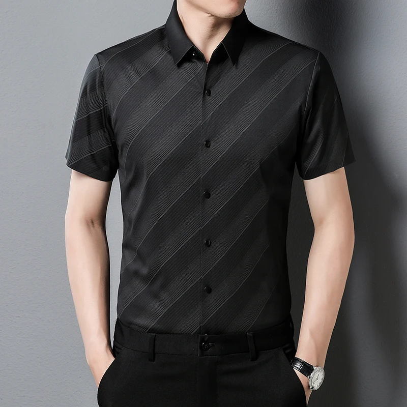 2023 High-quality Twill Seamless Fashion Handsome Banquet Casual Business Slim Classic Men's Short-sleeved Spring Summer Shirt
2023 High-quality Twill Seamless Fashion Handsome Banquet Casual Business Slim Classic Men's Short-sleeved Spring Summer Shirt