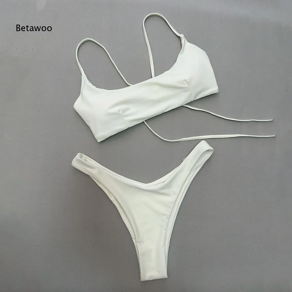 Solid White Square Neck Thin Strap Back Tie High Cut Two Piece Bikini Swimsuit
Solid White Square Neck Thin Strap Back Tie High Cut Two Piece Bikini Swimsuit