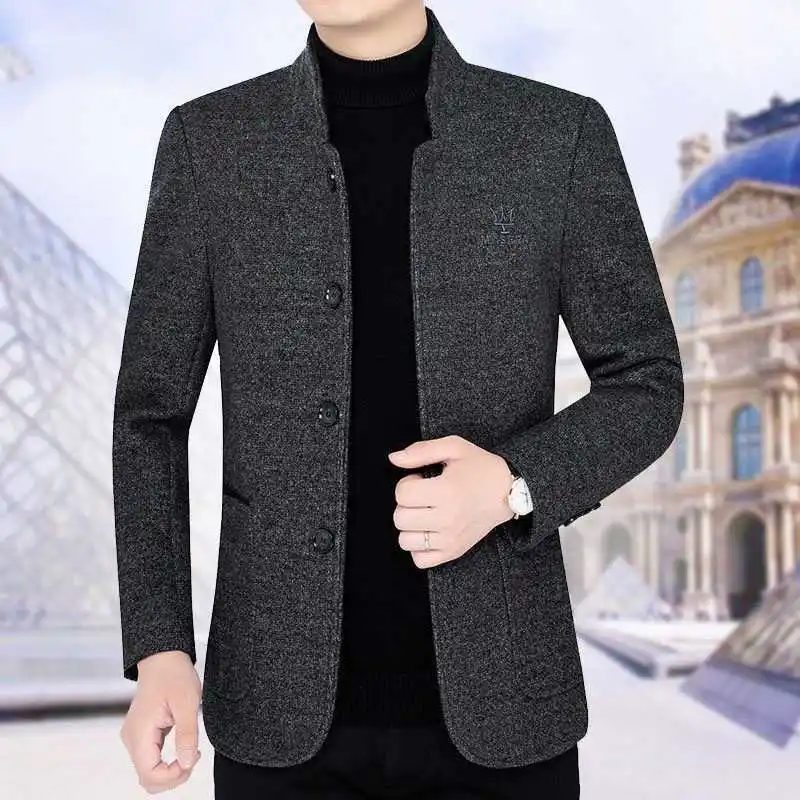 High-End Men's Woolen Jaet Casual Collar Thiened Fce Autumn Winter Busin Sle Faionable ort Coat with kets
High-End Men's Woolen Jaet Casual Collar Thiened Fce Autumn Winter Busin Sle Faionable ort Coat with kets